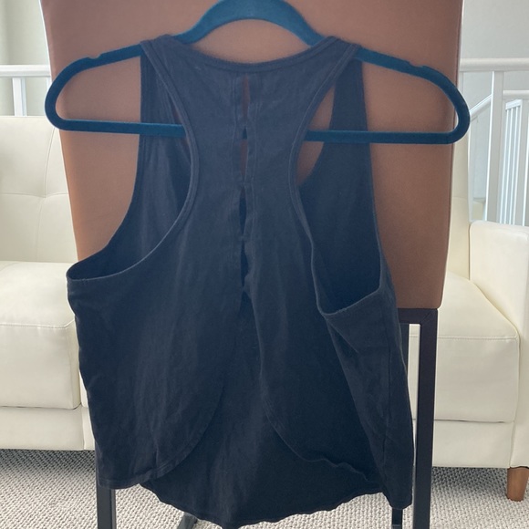 Crop Tank Top - Picture 2 of 3